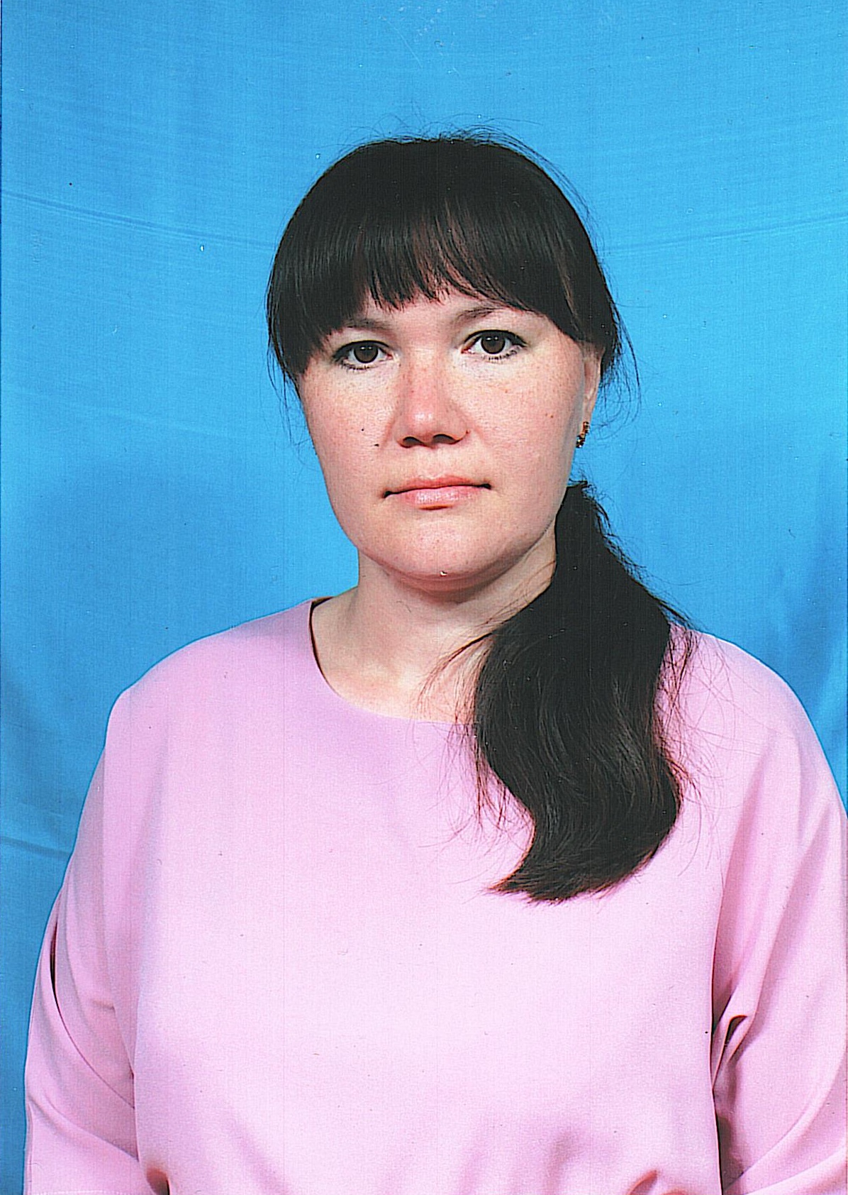 Шустова Анна Сергеевна.